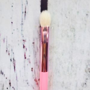 Morphe X Jeffree Star JS6 rule blender brush
